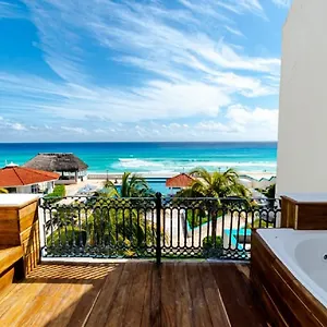 Hotel&museo Casa Turquesa Cancún